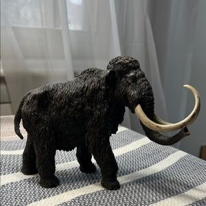 Woolly Mammoth from Safari Ltd
